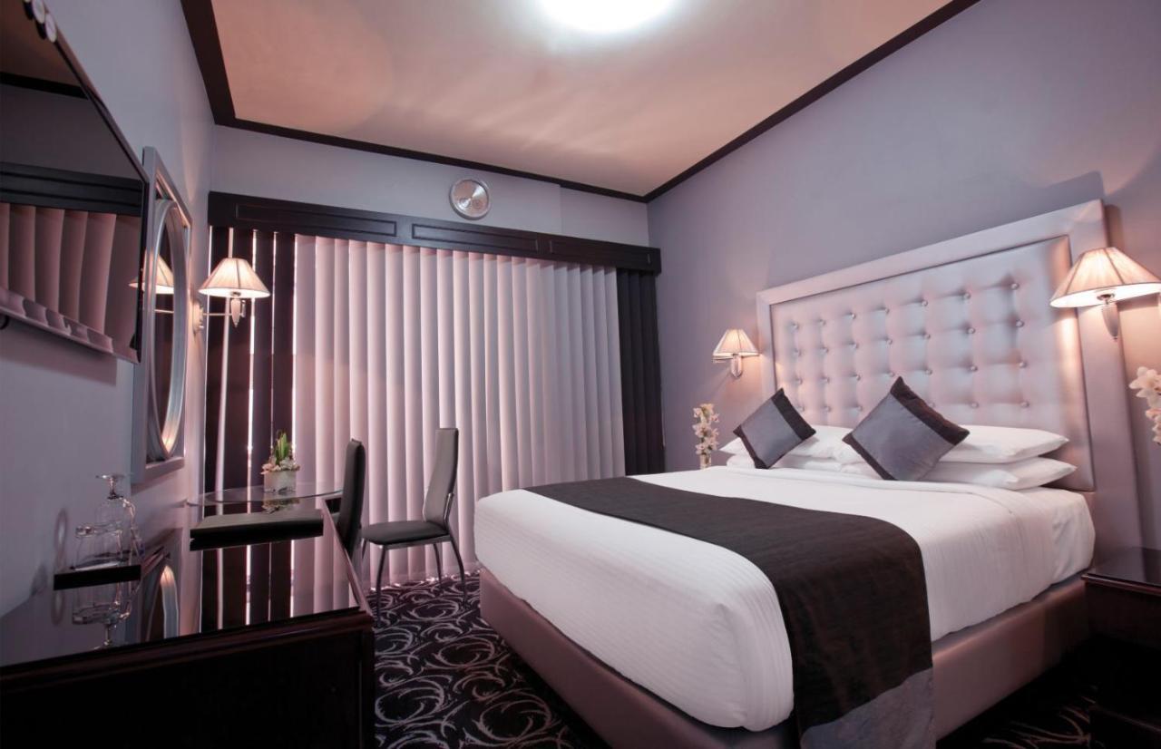 Broadway Hotel Дубай Екстериор снимка